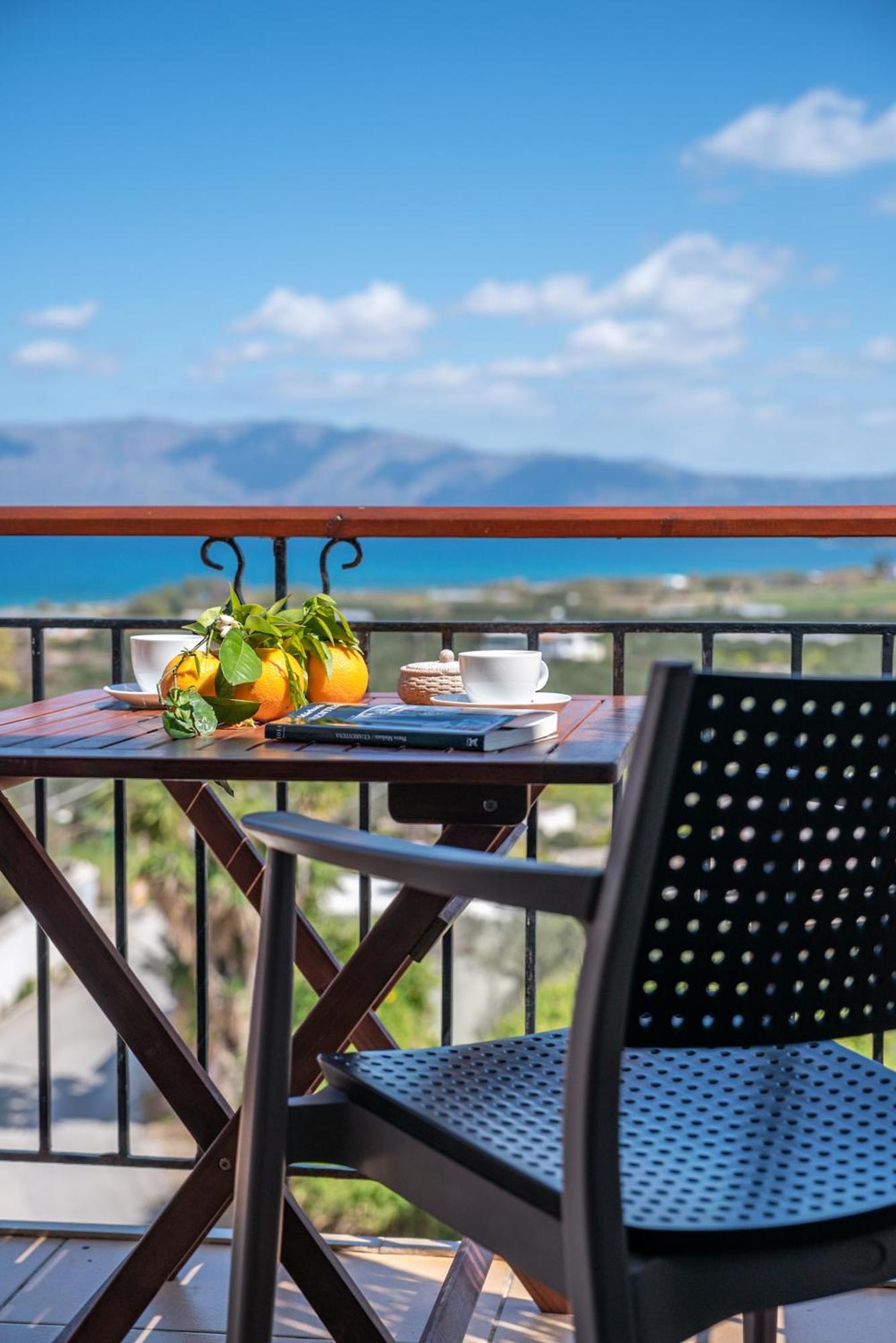 Kaliviani Traditional Hotel Kissamos Exterior photo