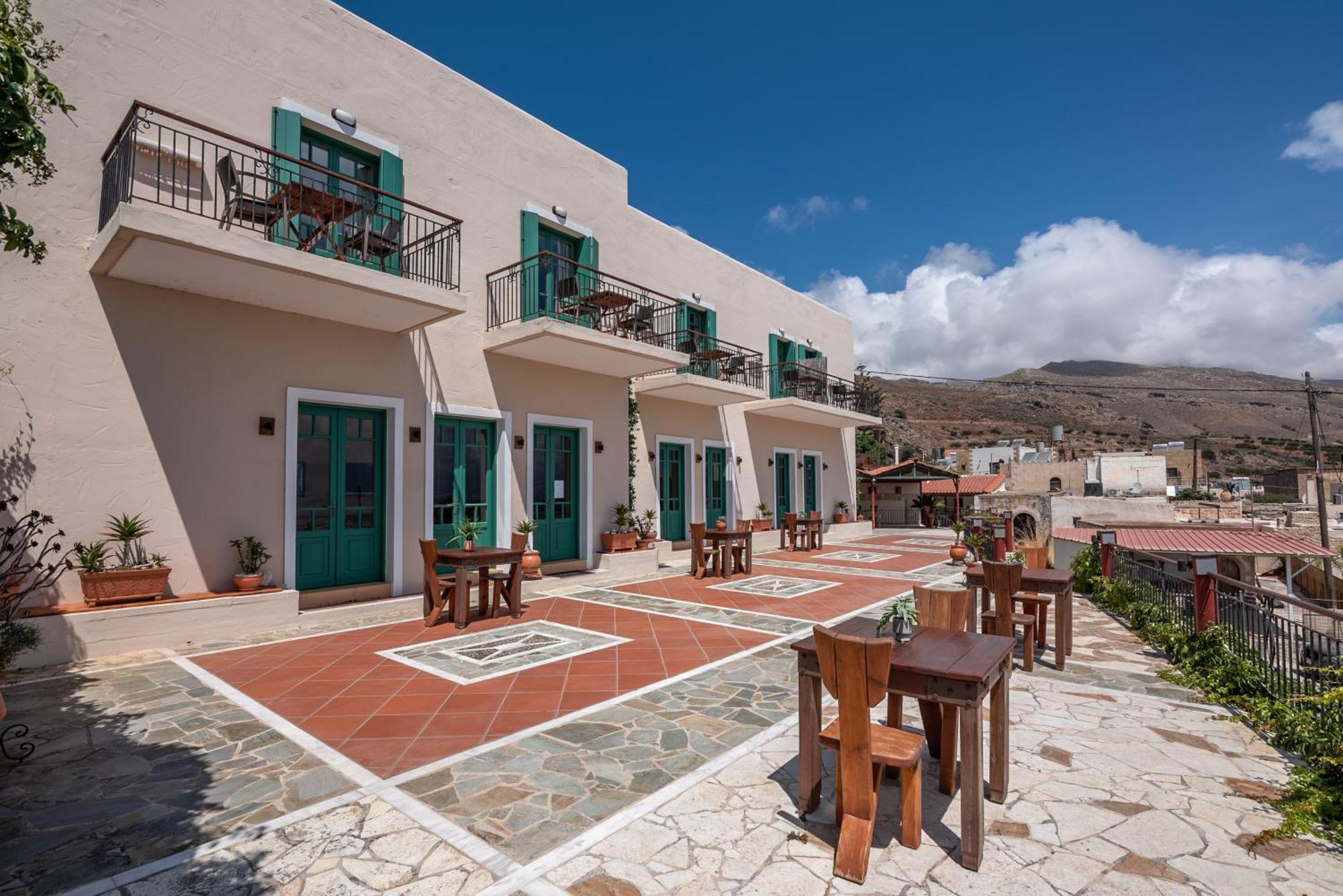 Kaliviani Traditional Hotel Kissamos Exterior photo